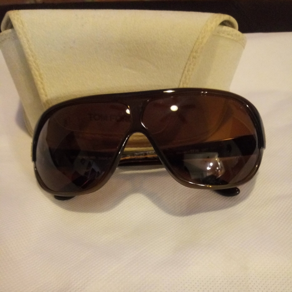 Tom Ford sunglasses - Picture 4 of 16